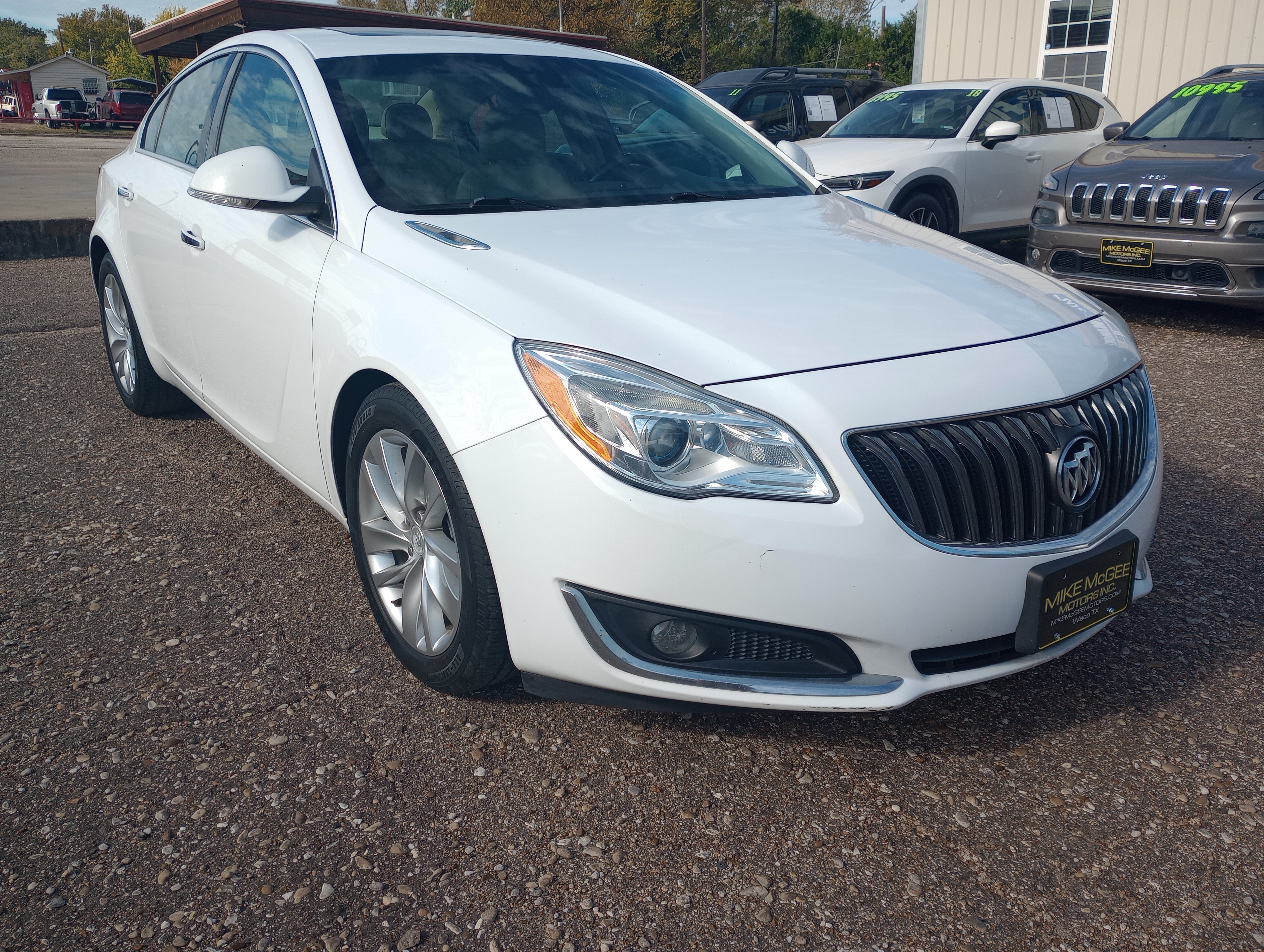 Used 2014 Buick Regal Premium FWD image 1