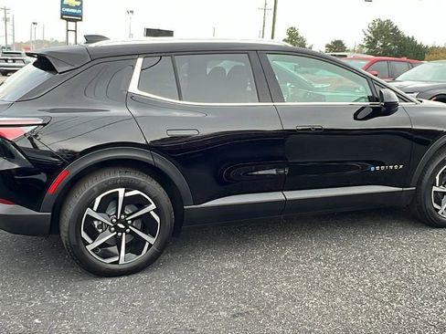 New 2026 Chevrolet Equinox EV LT image 5