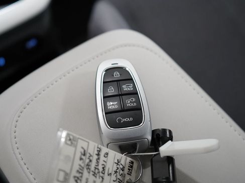 Used 2024 Hyundai Ioniq 5 SEL AWD/4WD image 22