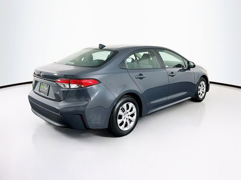 Used 2025 Toyota Corolla LE image 9