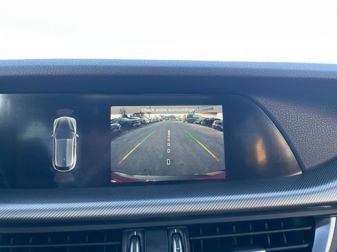 Used 2024 Alfa Romeo Stelvio Veloce image 16