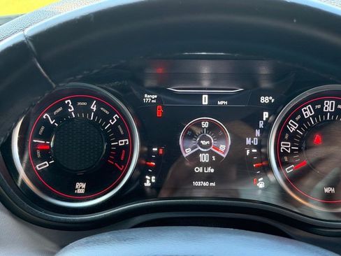 Used 2019 Dodge Challenger SXT RWD image 17