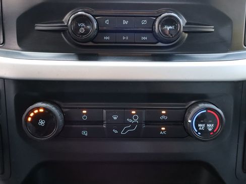 Used 2022 Ford F150 XL w/ Equipment Group 101A High AWD/4WD image 9