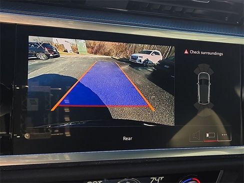 Certified 2025 Audi Q3 2.0T Premium w/ Convenience Package image 18