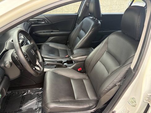 Used 2015 Honda Accord Sport image 8