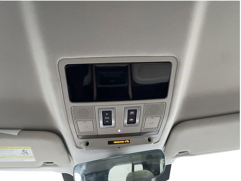 Used 2023 Land Rover Defender 110 S AWD/4WD image 42