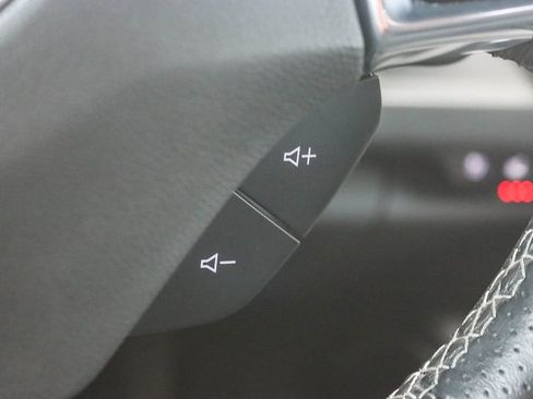 Used 2022 Chevrolet Camaro SS image 28