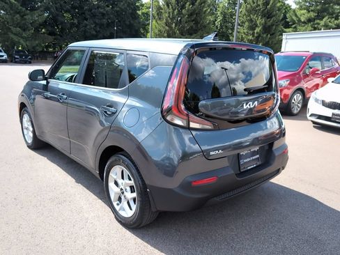 Used 2023 Kia Soul LX w/ Option Group 015 FWD image 11