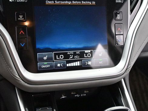Used 2020 Subaru Outback Premium AWD/4WD image 21