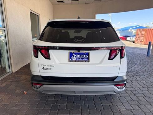 Used 2025 Hyundai Tucson SEL AWD/4WD image 4