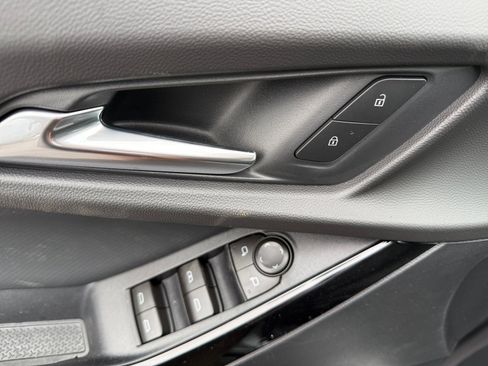 New 2026 Chevrolet Equinox LT image 15