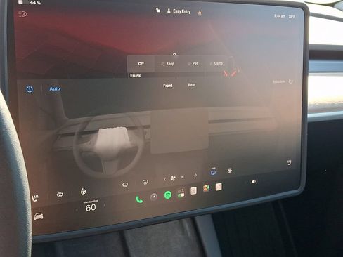 Used 2025 Tesla Model Y Long Range RWD image 16