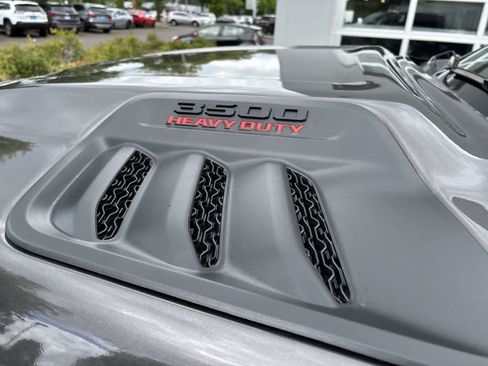 New 2026 RAM 3500 Laramie AWD/4WD image 5