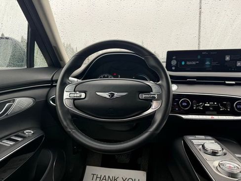 Used 2025 Genesis GV70 2.5T AWD/4WD image 17