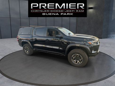 Used 2024 Chevrolet Colorado ZR2 w/ Technology Package image 4