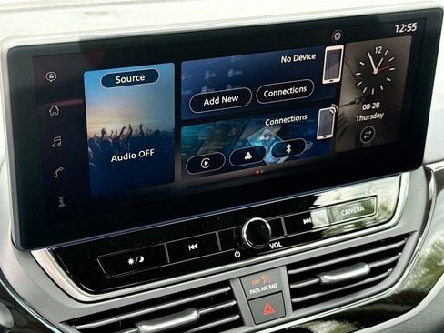 New 2025 Nissan Altima 2.5 SR w/ SR Premium Package image 9