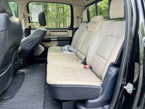 Used 2020 RAM 1500 Limited AWD/4WD image 19