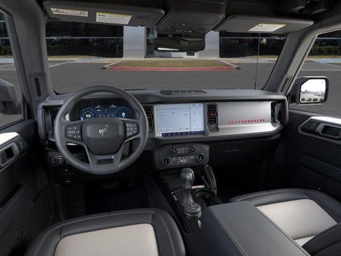 New 2026 Ford Bronco Outer Banks AWD/4WD image 9