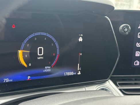 Used 2024 Chevrolet Trax LT w/ Driver Confidence Package image 29