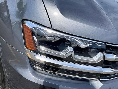 Used 2018 Volkswagen Atlas S AWD/4WD image 33