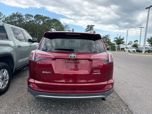Used 2018 Toyota RAV4 Limited FWD image 6