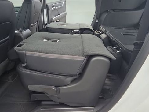 New 2026 GMC Acadia Elevation w/ Elevation Premium Package image 21