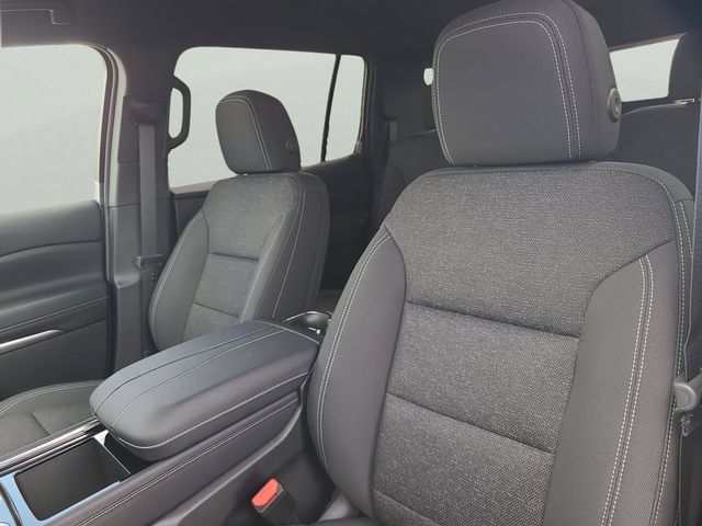 New 2026 Chevrolet Traverse LT FWD image 18
