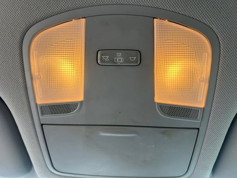 Used 2021 Hyundai Ioniq Blue FWD image 23