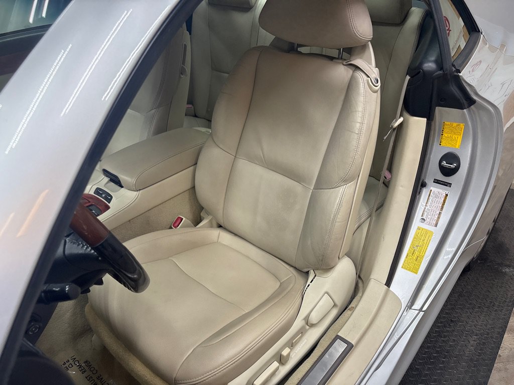 Used 2007 Lexus SC 430 Convertible w/ Preferred Accessory Pkg RWD image 26