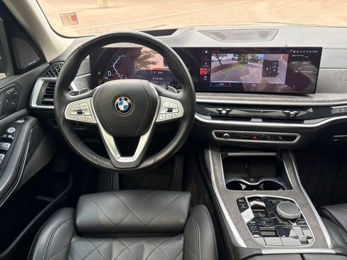 Used 2023 BMW X7 xDrive40i w/ Premium Package AWD/4WD image 12