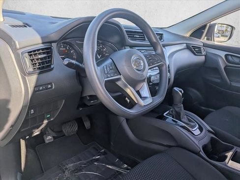 Used 2018 Nissan Rogue Sport S FWD image 10