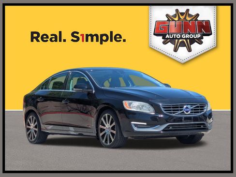 Used 2017 Volvo S60 T5 Inscription image 1