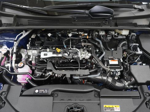 Used 2024 Toyota Prius LE image 30