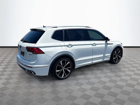 Used 2024 Volkswagen Tiguan SEL R-Line AWD/4WD image 6