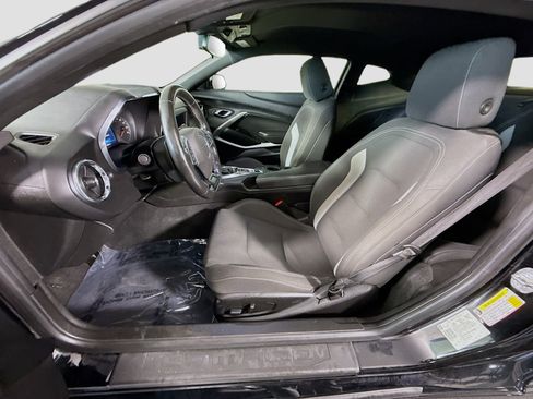 Used 2020 Chevrolet Camaro LT RWD image 22