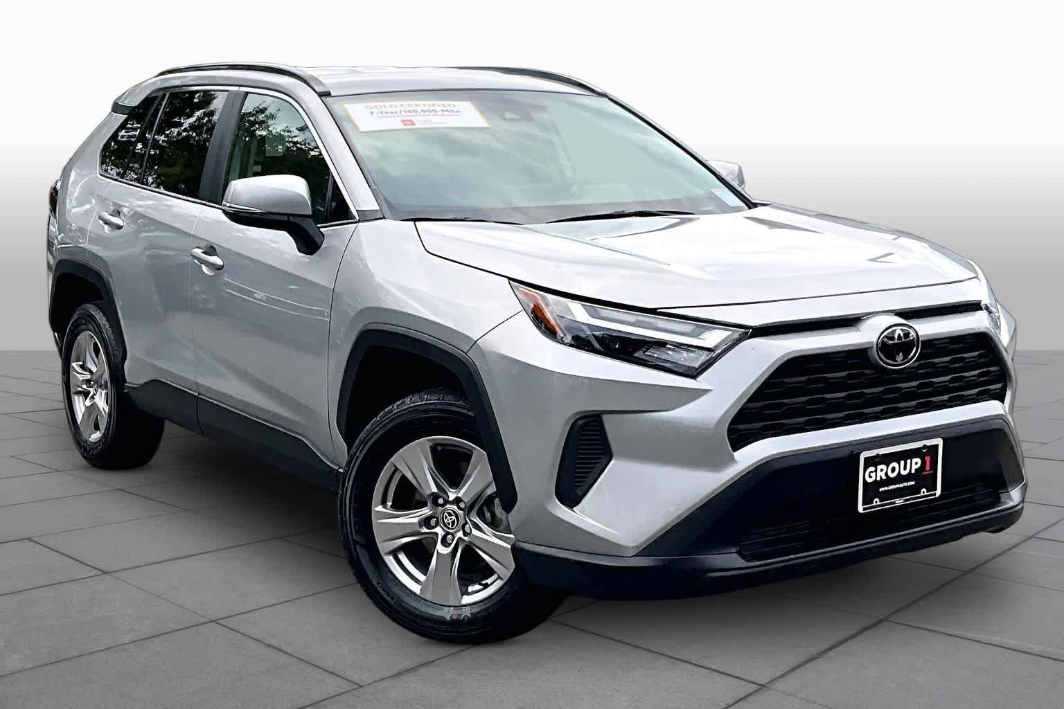 Certified 2025 Toyota RAV4 XLE AWD/4WD image 3