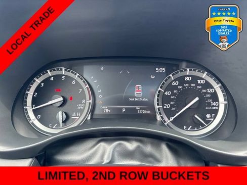 Used 2021 Toyota Highlander Limited FWD image 22