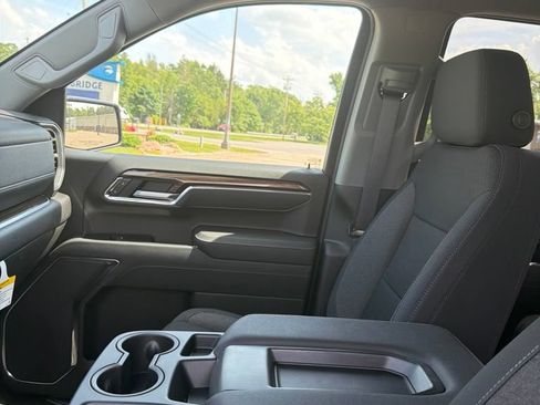 New 2026 Chevrolet Silverado 1500 LT AWD/4WD image 17