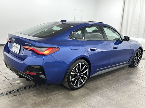 Used 2025 BMW i4 xDrive40i image 5