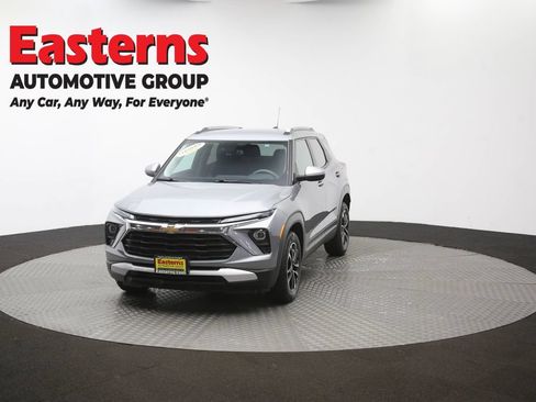 Used 2024 Chevrolet TrailBlazer LT FWD image 52
