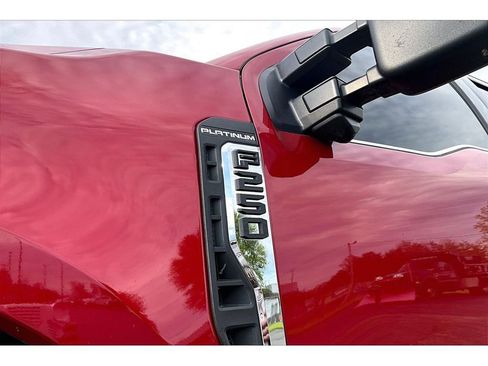 Used 2024 Ford F250 Platinum AWD/4WD image 10