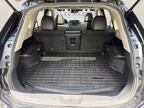 Used 2019 Nissan Rogue SL w/ Premium Package AWD/4WD image 25