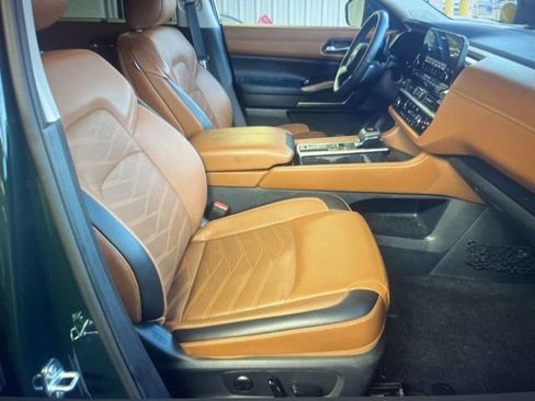 Certified 2024 Nissan Pathfinder Platinum w/ Cargo Package image 14