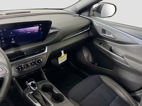 New 2026 Buick Envista Sport Touring w/ Convenience I Package FWD image 22