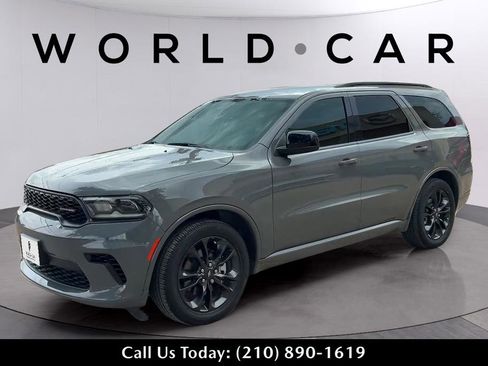 Used 2023 Dodge Durango GT w/ Blacktop Package RWD image 13