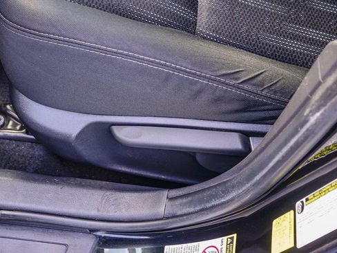 Used 2013 Toyota Corolla S image 23