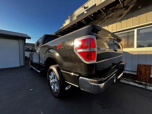 Used 2013 Ford F150 XLT w/ Luxury Equipment Group image 10
