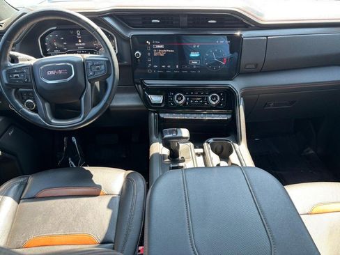 Used 2023 GMC Sierra 1500 AT4 w/ AT4 Preferred Package AWD/4WD image 14