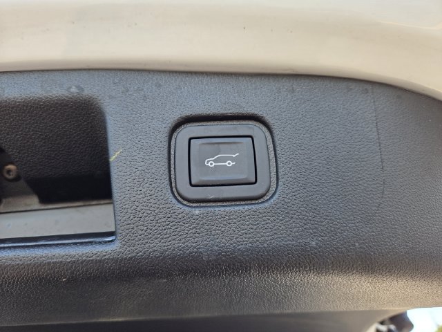 Used 2024 Chevrolet Blazer EV LT AWD/4WD image 13