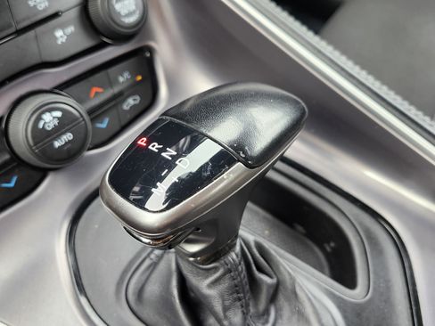 Used 2020 Dodge Challenger SXT image 30